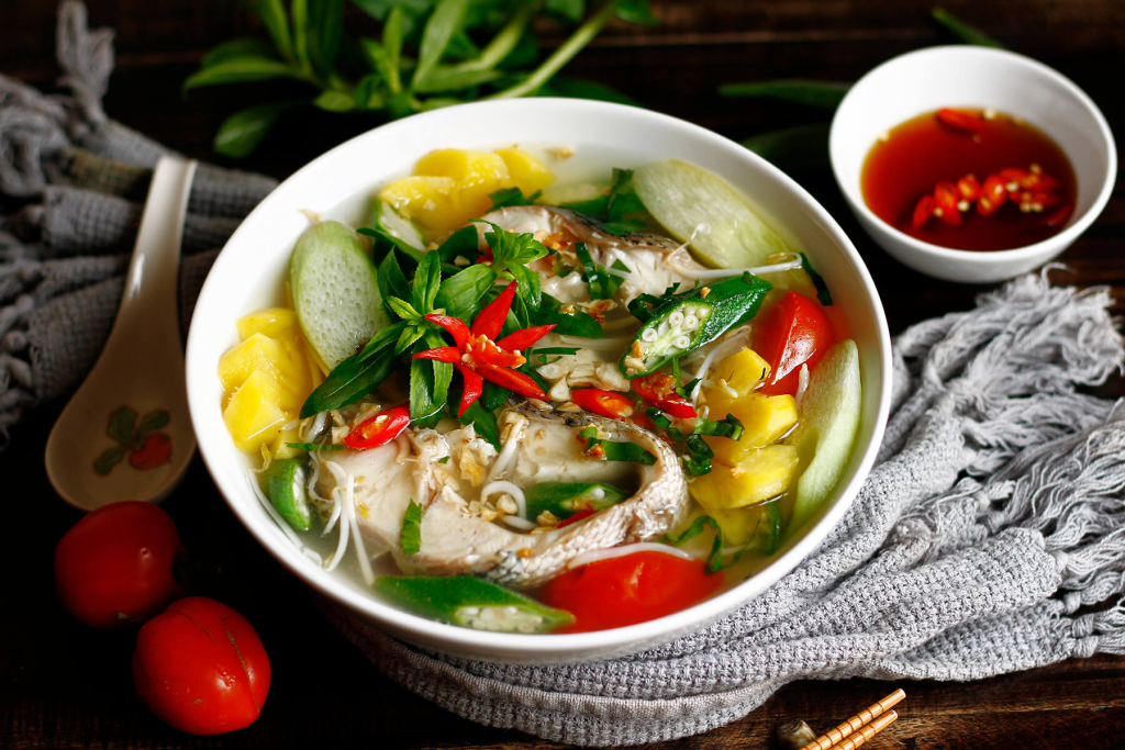 sau-sinh-an-canh-chua-duoc-khong
